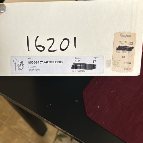 Casadei, black, size 7 Retail 500+ asking 120$ - Picture 6 of 7